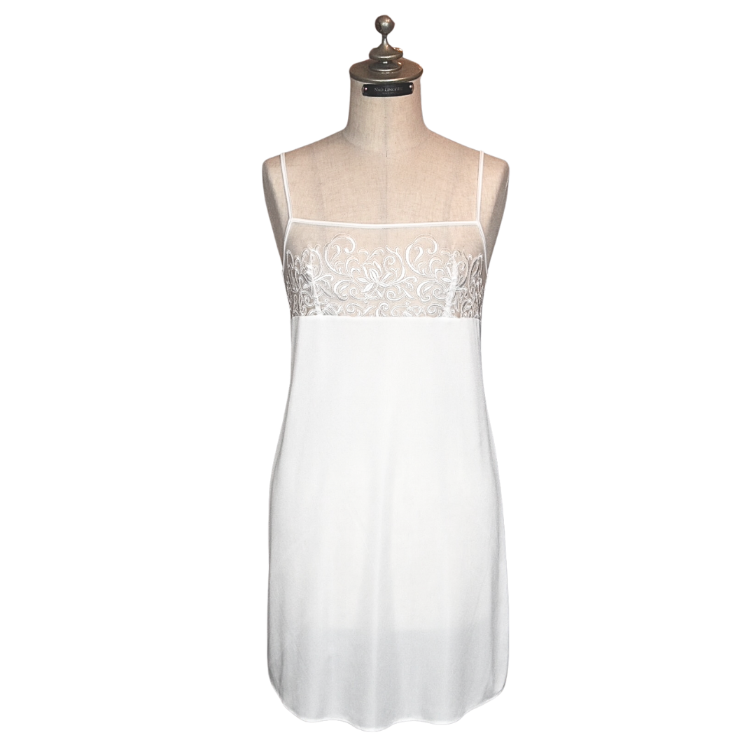 KIKU White Slip
