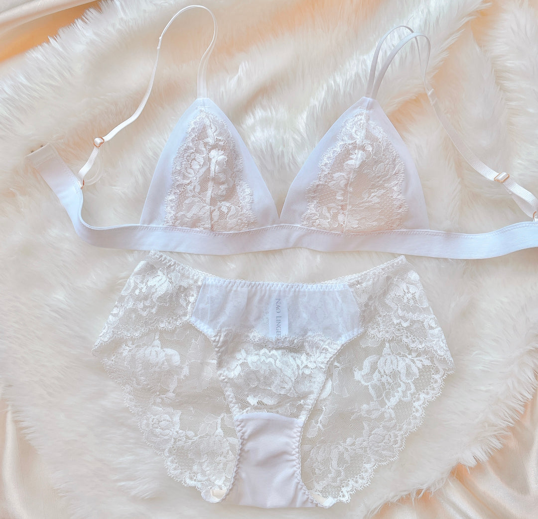 Stay who you are Bralette