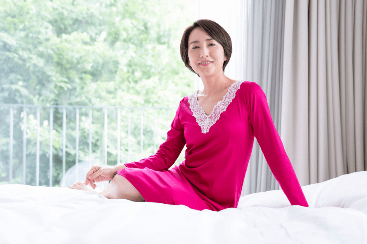 V-neck lace Night dress (マゼンタ)