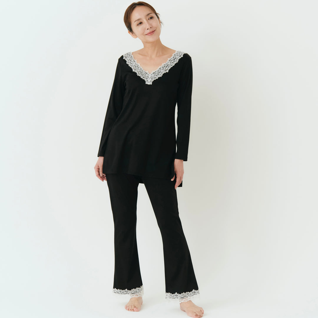 V-neck lace Night wear & flare pants(リッチブラック)