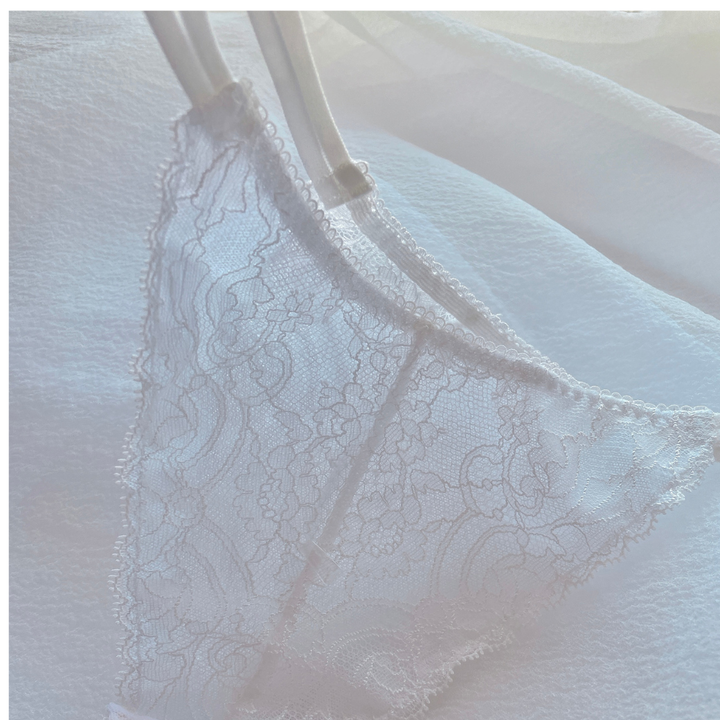 Adore 総レース・マカロニタンガ