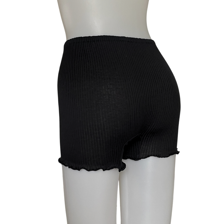 【初回限定生産・ブラック】コットンシルク・一部丈ショーツ