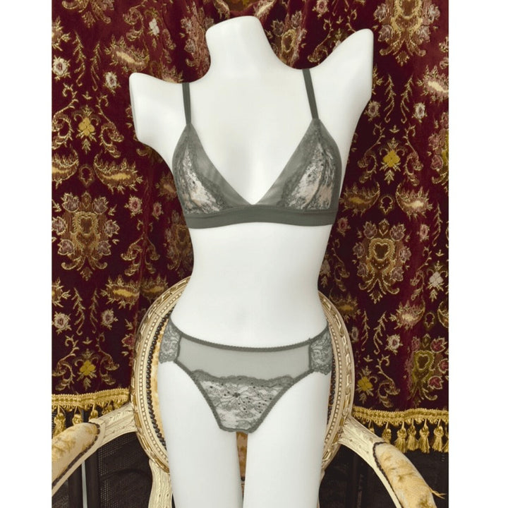 Absolutely yes! Bralette