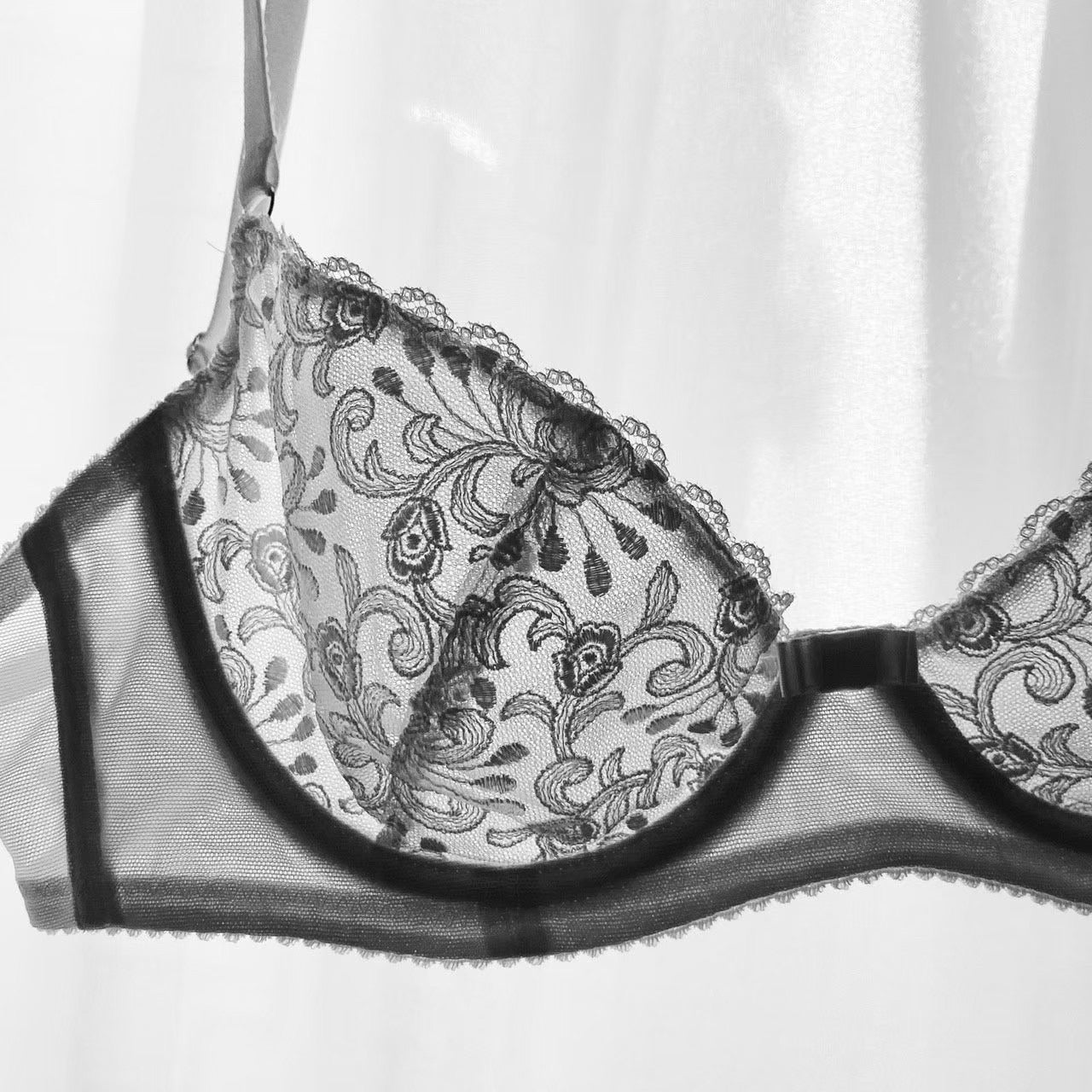 下着・アンダーウェア nao ブラジャー – NAO LINGERIE