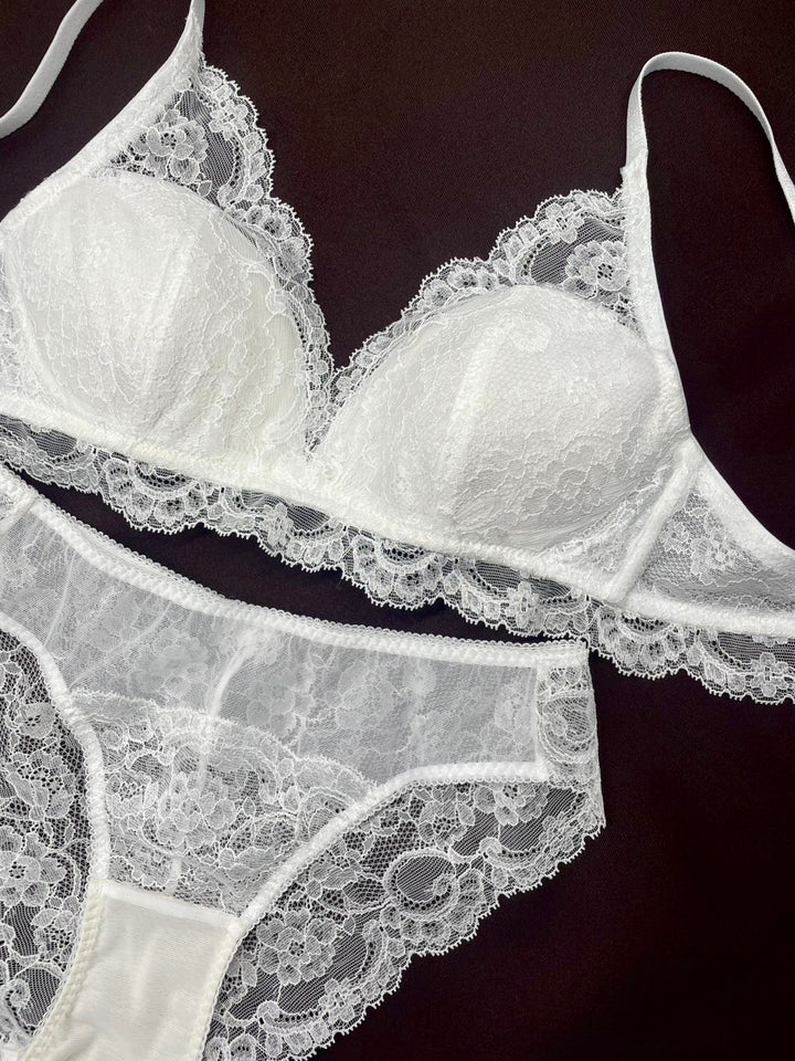 Lunaris　フルレース・ノンワイヤーブラジャー＆ショーツセット