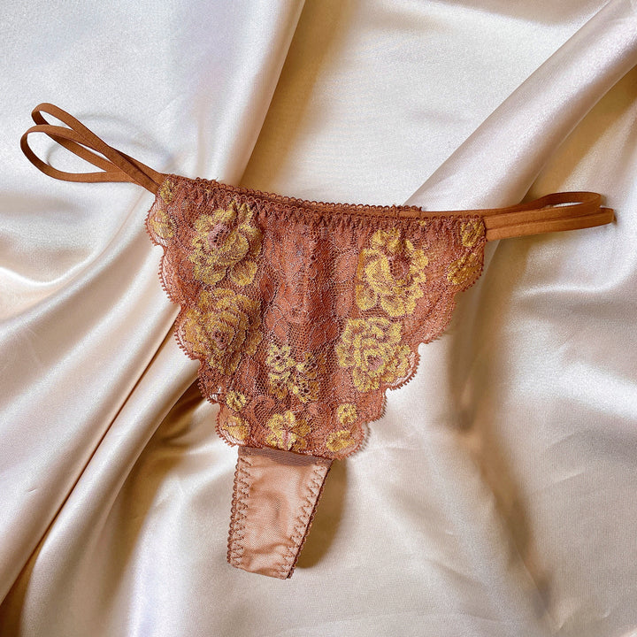 【超限定数】モカゴールド "Adore" 総レース・マカロニタンガ