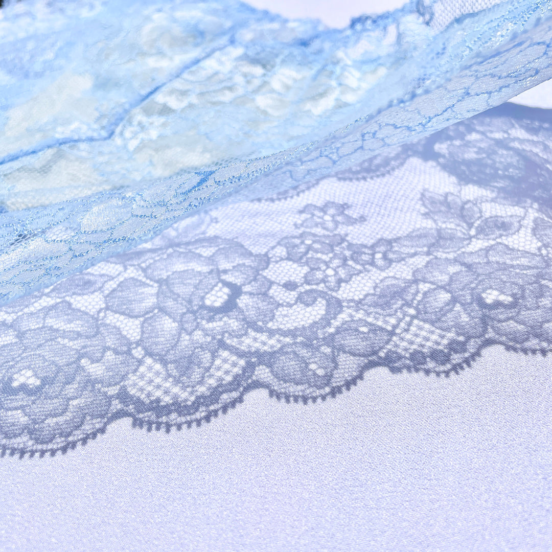 【超限定数】ライトブルーホワイト "Adore" 総レース・マカロニタンガ